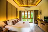 Phi Phi Island Village Beach Resort - Deluxe Garden Bungalow