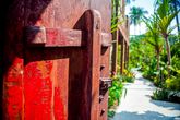 Anantara Rasananda Koh Phangan Villa Resort & Spa Durchgang in den Garten und Wohnbereich