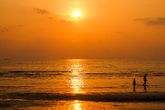 Barali Beach Resort & Spa Sonnenuntergang am Strand